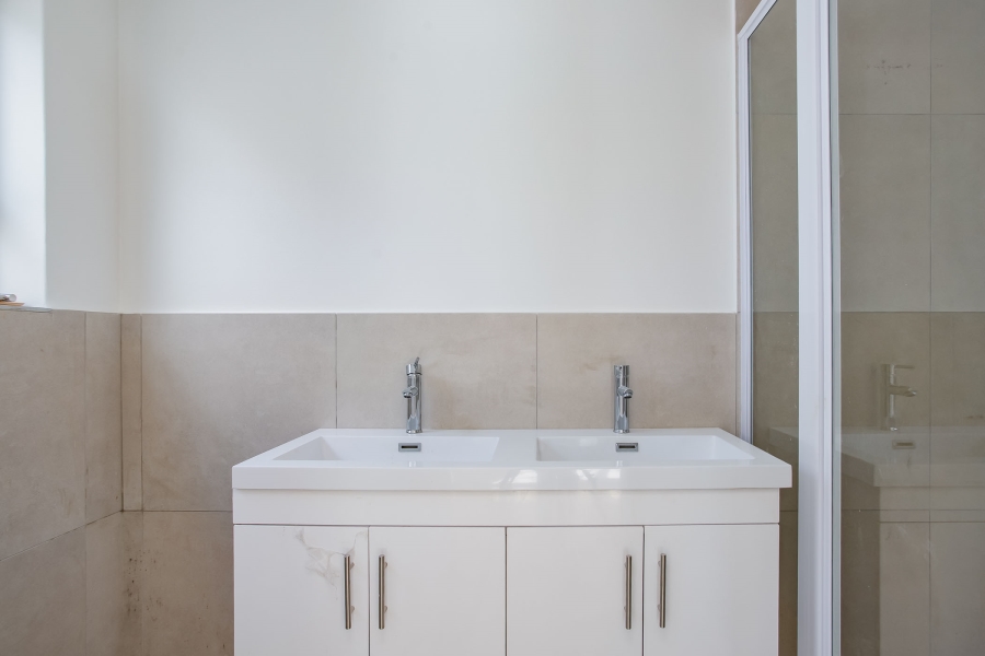 3 Bedroom Property for Sale in Honeydew Country Estate Western Cape
